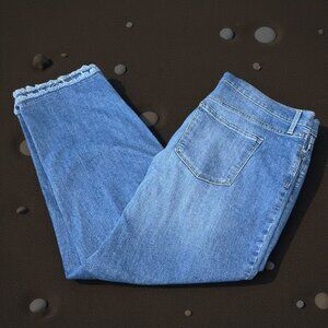 Code Bleu 16W High Rise Straight Ankle Jeans Fringe Hem Medium Wash Stretch Boho